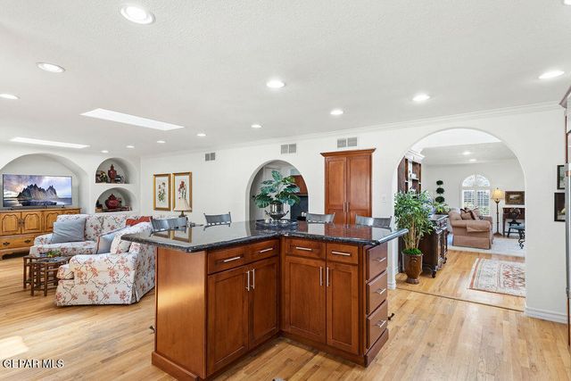 6025 TORREY PINES Drive, El Paso, TX 79912