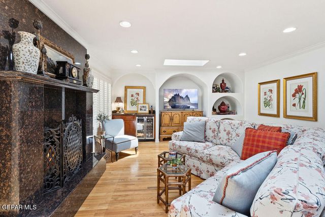 6025 TORREY PINES Drive, El Paso, TX 79912