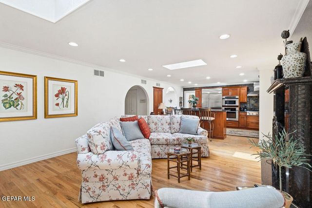 6025 TORREY PINES Drive, El Paso, TX 79912