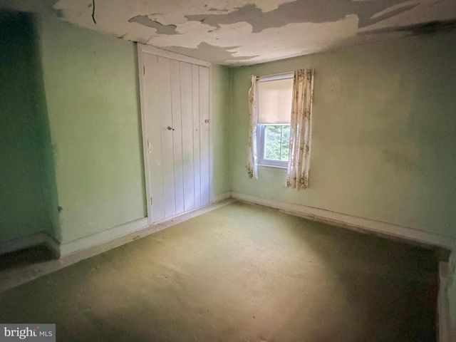 213 S S FAYETTE STREET, Mercersburg, PA 17236