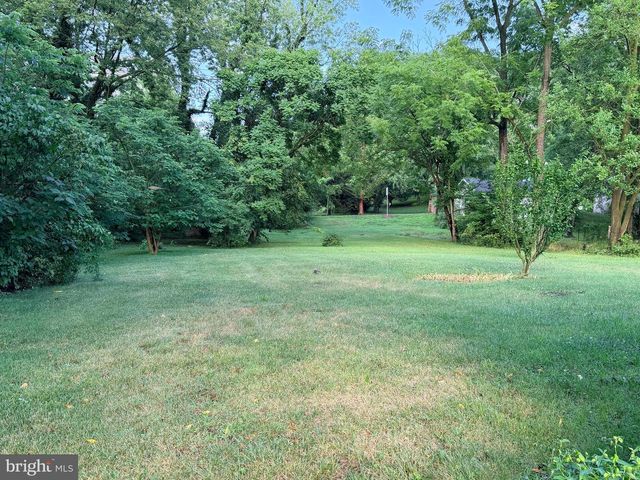 213 S S FAYETTE STREET, Mercersburg, PA 17236