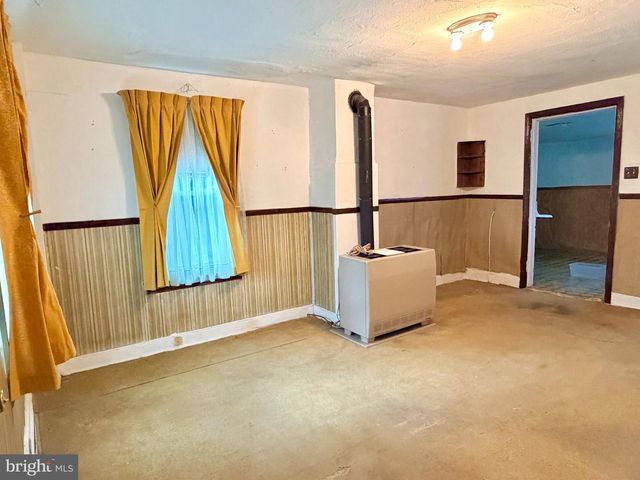 213 S S FAYETTE STREET, Mercersburg, PA 17236