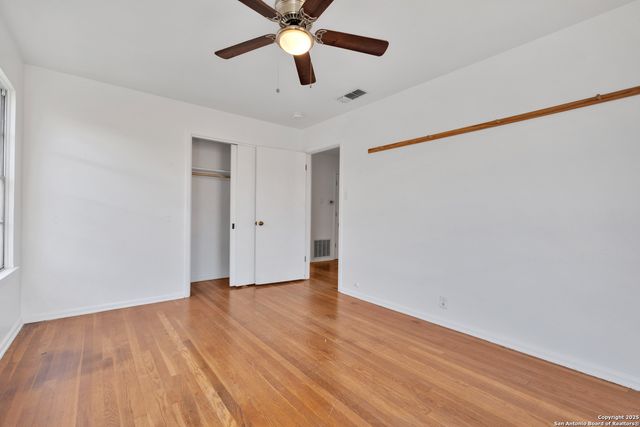 471 Hialeah Ave, San Antonio, TX 78218