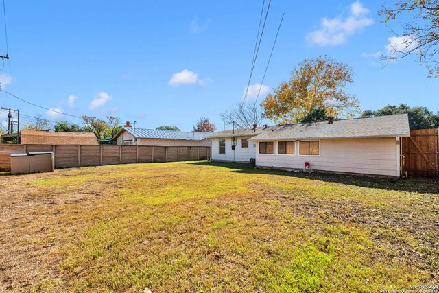 471 Hialeah Ave, San Antonio, TX 78218