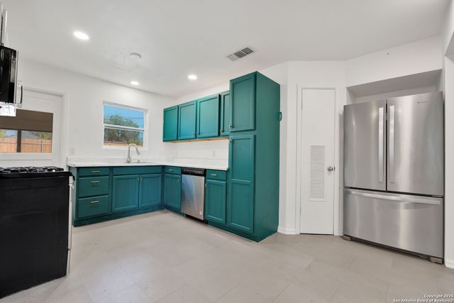 471 Hialeah Ave, San Antonio, TX 78218