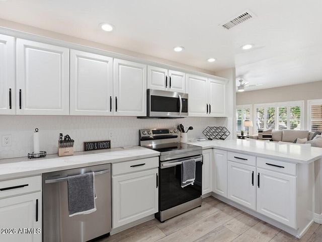 19700 N 76TH Street 1047, Scottsdale, AZ 85255