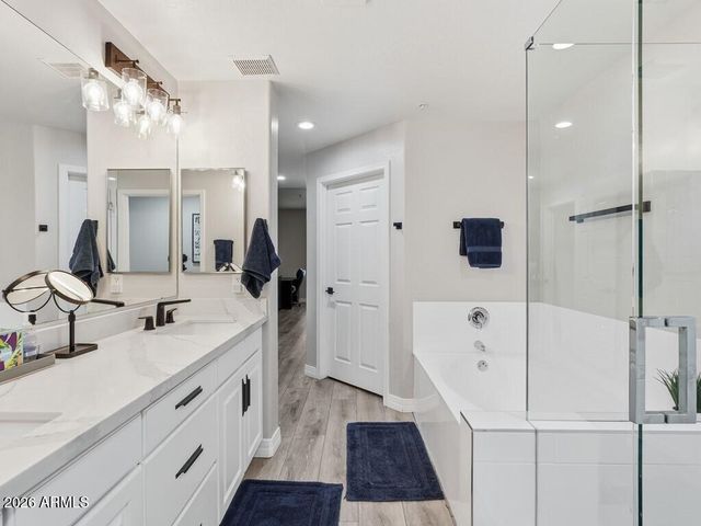 19700 N 76TH Street 1047, Scottsdale, AZ 85255