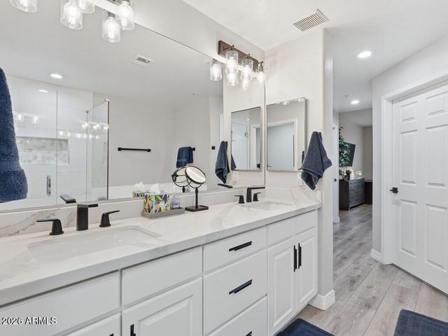 19700 N 76TH Street 1047, Scottsdale, AZ 85255