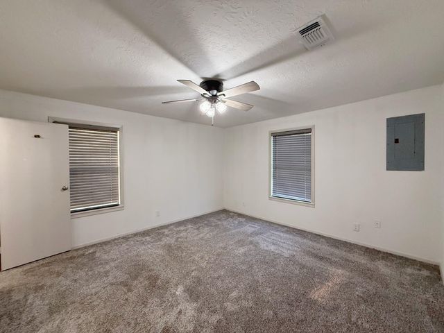 4984 Fm 977, Leona, TX 75850