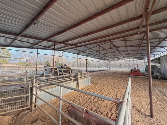 4984 Fm 977, Leona, TX 75850