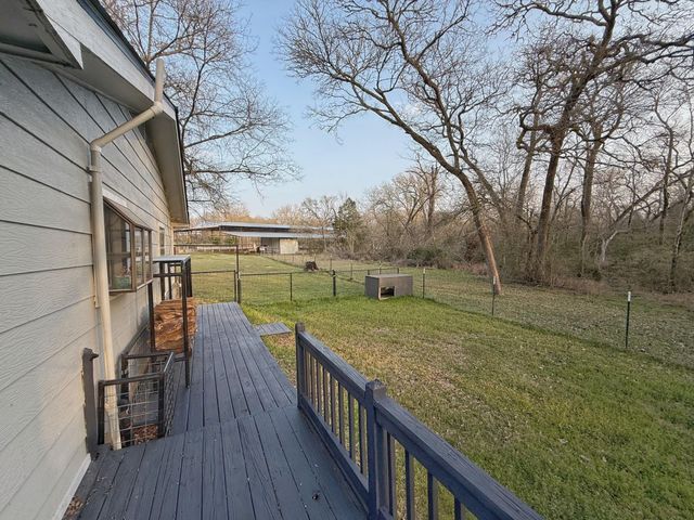 4984 Fm 977, Leona, TX 75850