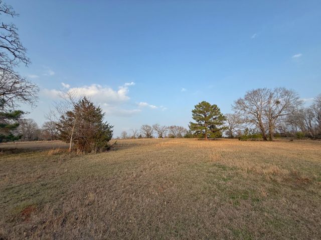 4984 Fm 977, Leona, TX 75850