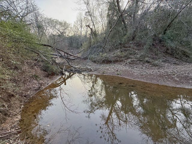 4984 Fm 977, Leona, TX 75850