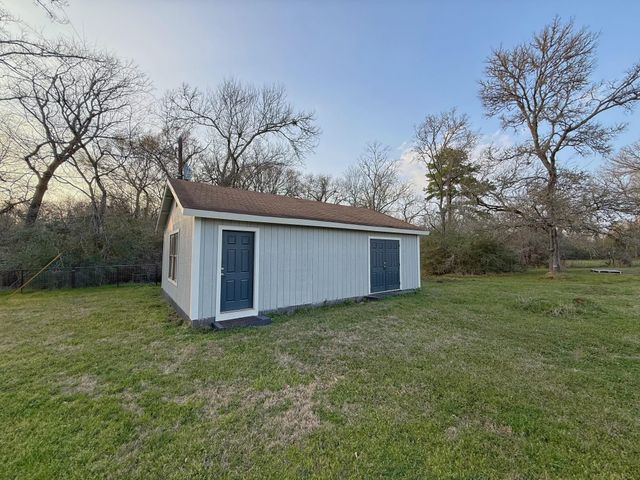 4984 Fm 977, Leona, TX 75850