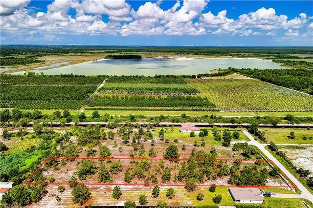 2306 56th AVE NE, Naples, FL 34120