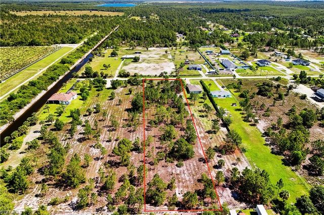 2306 56th AVE NE, Naples, FL 34120