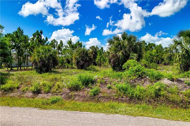 2306 56th AVE NE, Naples, FL 34120