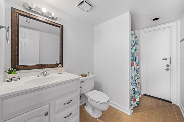 5537 Eagle Lake Drive, Palm Beach Gardens, FL 33418