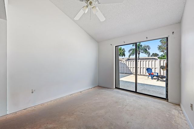 5537 Eagle Lake Drive, Palm Beach Gardens, FL 33418