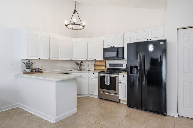 5537 Eagle Lake Drive, Palm Beach Gardens, FL 33418