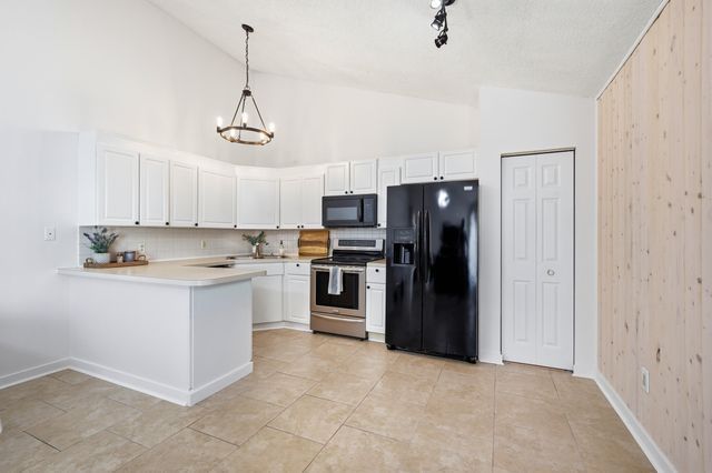 5537 Eagle Lake Drive, Palm Beach Gardens, FL 33418