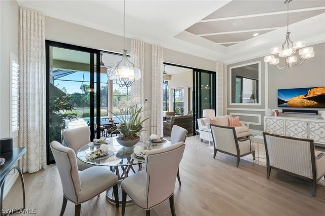 6542 Amarone LN, Naples, FL 34113