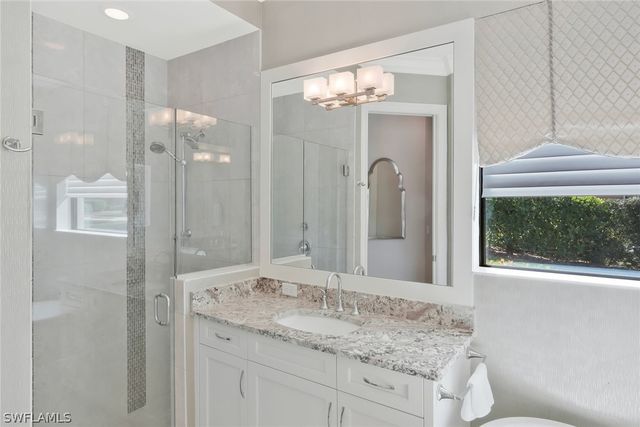 6542 Amarone LN, Naples, FL 34113