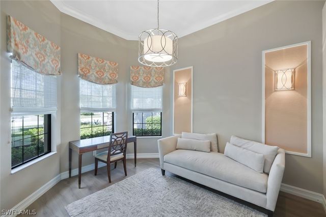 6542 Amarone LN, Naples, FL 34113