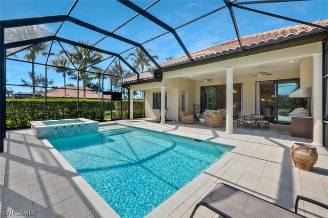 6542 Amarone LN, Naples, FL 34113