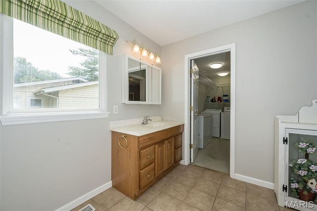 693 Woodrun Court, Ballwin, MO 63021