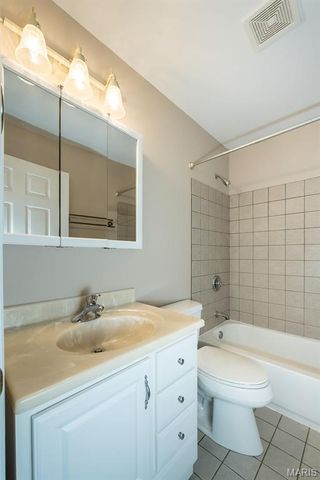 693 Woodrun Court, Ballwin, MO 63021