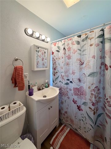 1314 Madison Avenue, Toronto, OH 43964