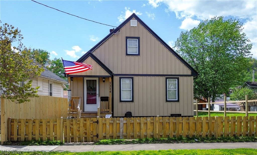 1314 Madison Avenue, Toronto, OH 43964