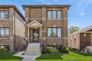 5137 S Mobile Avenue, Chicago, IL 60638