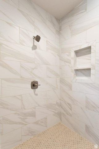 31 W CAMINO OSO DR, Washington, UT 84780