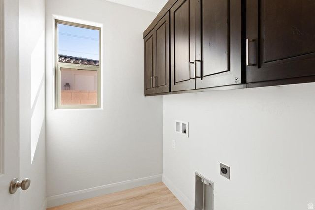 31 W CAMINO OSO DR, Washington, UT 84780