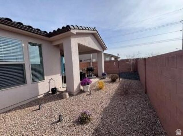 31 W CAMINO OSO DR, Washington, UT 84780