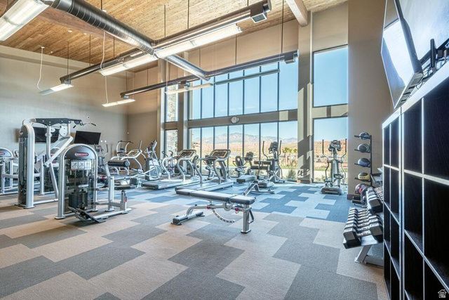 31 W CAMINO OSO DR, Washington, UT 84780