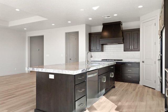 31 W CAMINO OSO DR, Washington, UT 84780