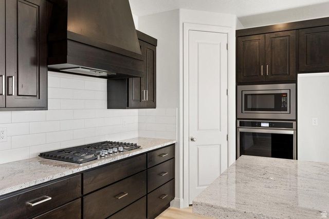 31 W CAMINO OSO DR, Washington, UT 84780