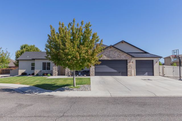 1527 Elmont Court, Fruita, CO 81521