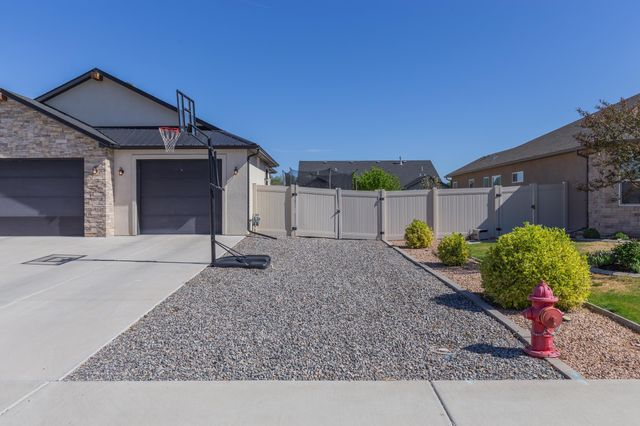 1527 Elmont Court, Fruita, CO 81521