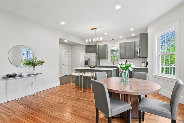 30 Boardman St, Worcester, MA 01606