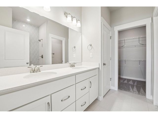 410 High Point Dr B-104, Longmont, CO 80504