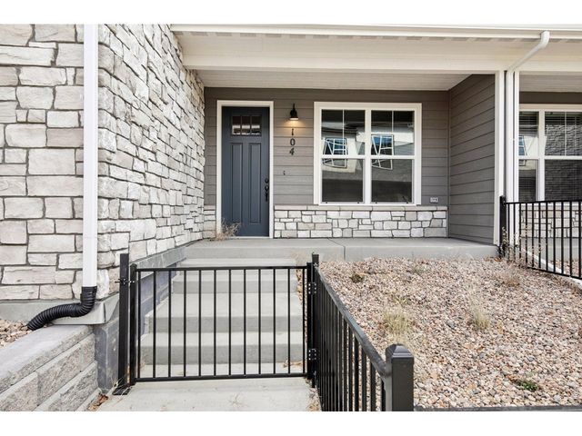 410 High Point Dr B-104, Longmont, CO 80504