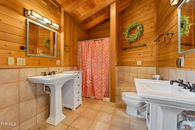 289 Harbor View Road, Butler, TN 37640