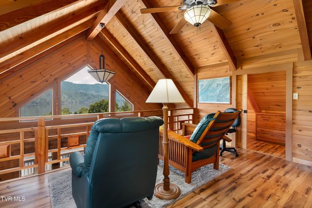 289 Harbor View Road, Butler, TN 37640