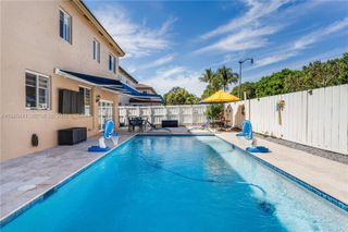 2126 NE 38th Rd, Homestead, FL 33033