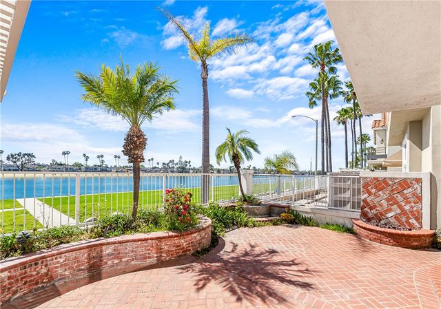 5824 Spinnaker Bay Drive, Long Beach, CA 90803