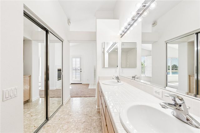 5824 Spinnaker Bay Drive, Long Beach, CA 90803